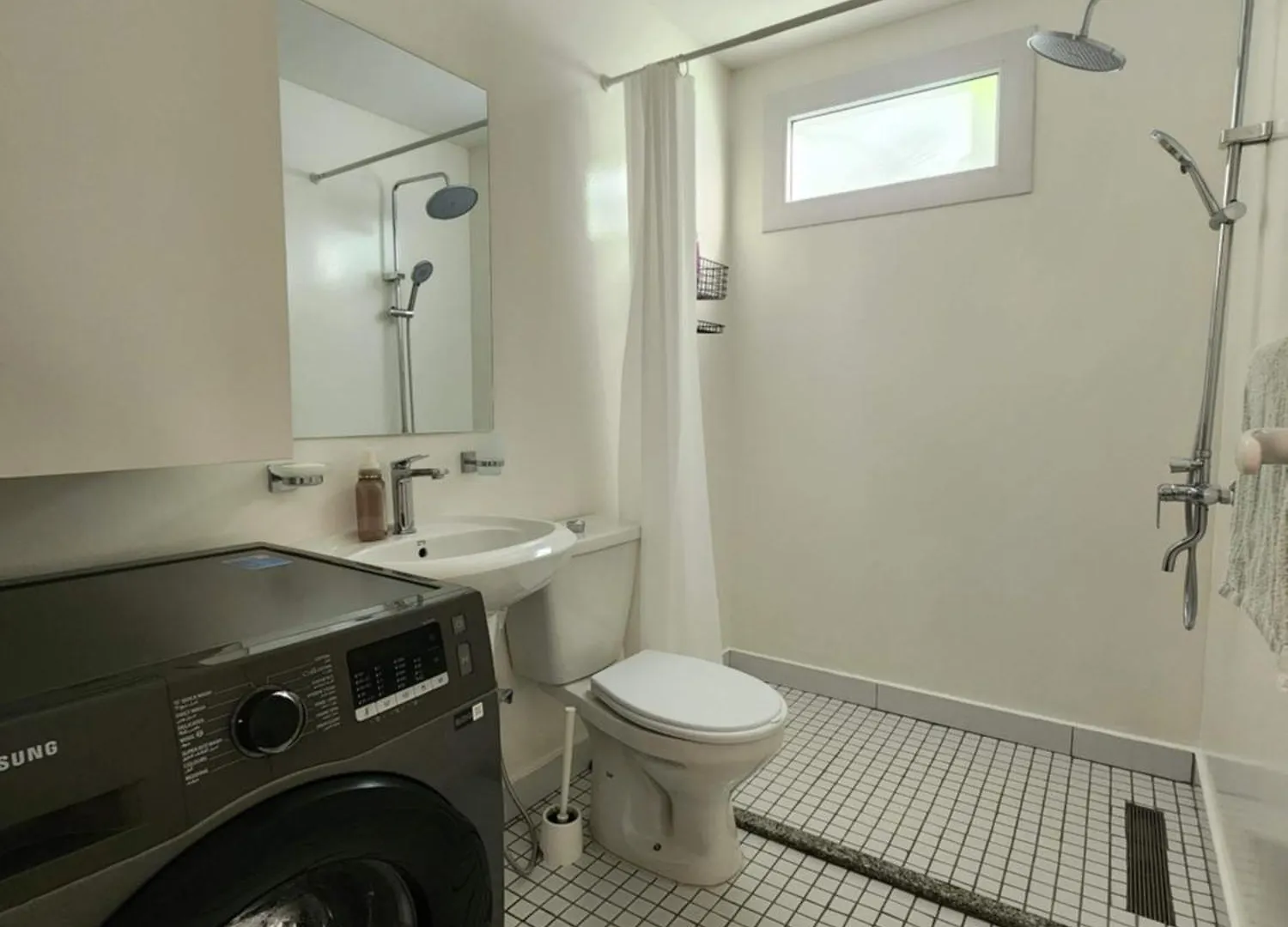 Bungalow 8 - Luxury 1-Bedroom Guest House In Jvt Dubai 0*,